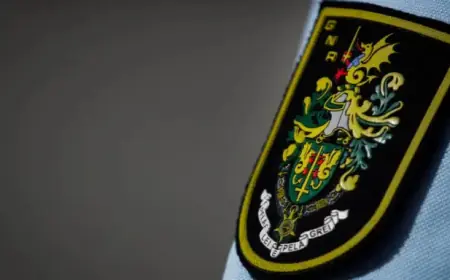 Four Arrested for Knife-Point Robbery in Sintra