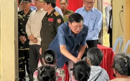 Lao Leaders Visit Sikhottabong to Aid Storm Victims