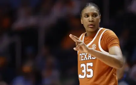 Women’s March Madness: Texas vs. Michigan, South Carolina vs. TCU in Elite 8