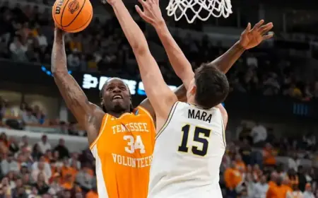 Michigan Dominates Tennessee to Reach March Madness Elite Eight