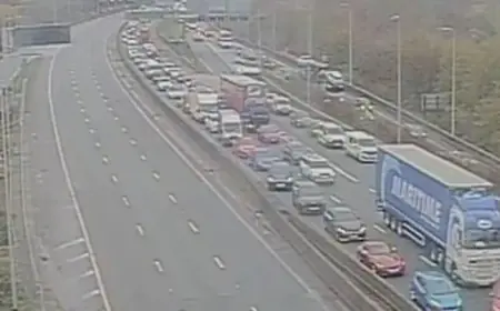 Police Incident Closes M60, Causing Trafford Centre Traffic Chaos
