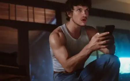 Connor Storrie Stars in Humorous Verizon Commercial Highlighting Comedic Mishap