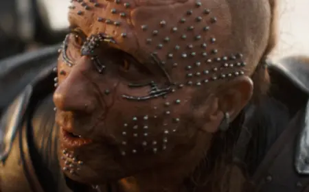 “Supergirl Battles Yellow Hills’ Krem in New Look Featuring Momoa’s Lobo”