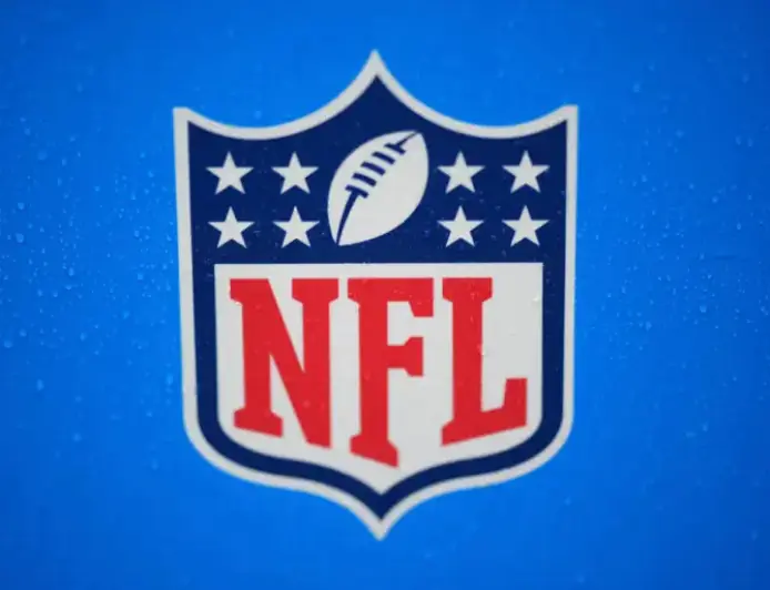 NFL Legend Challenges Joe Burrow, Jayden Daniels: “I Aim to Defeat Them”