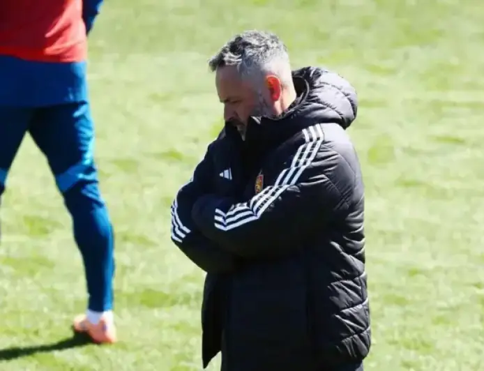 David Navarro Plans Tactical Shift with Four Starting Lineup Changes