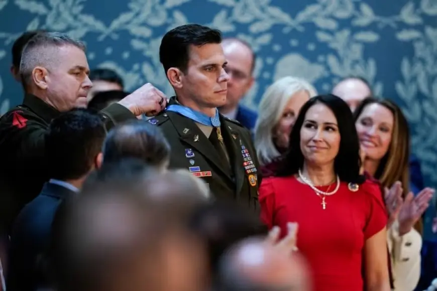 Chief Warrant Officer Eric Slover Receives Congressional Medal of Honor at State of the Union for Maduro Raid
