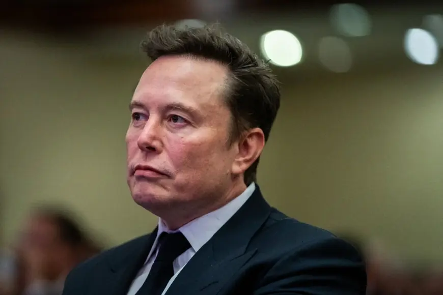 Elon Musk Today: SpaceX-xAI Merger, Moon Pivot, Tesla Robotaxis, and a Race to $1 Trillion