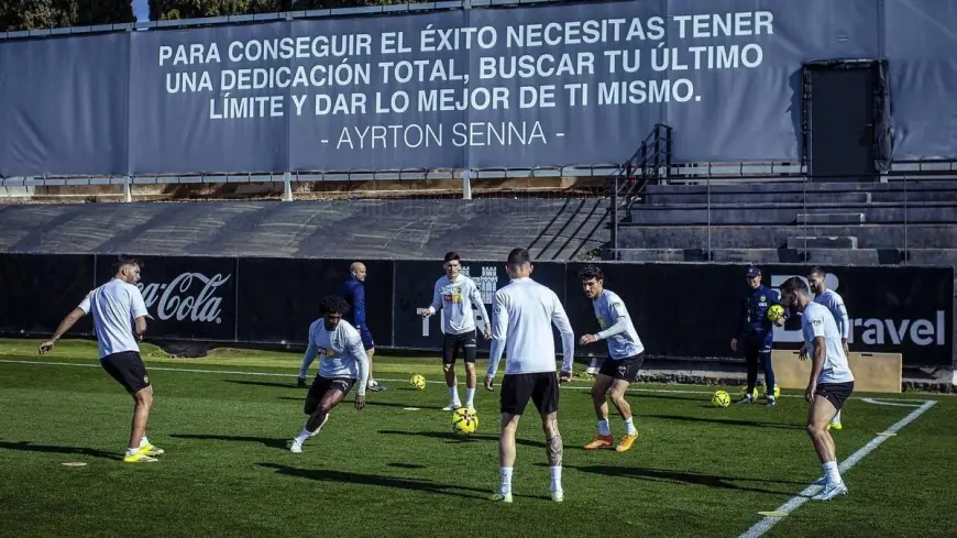 Valencia C. F. - Osasuna: Corberán returns to Mestalla as relegation fight tightens
