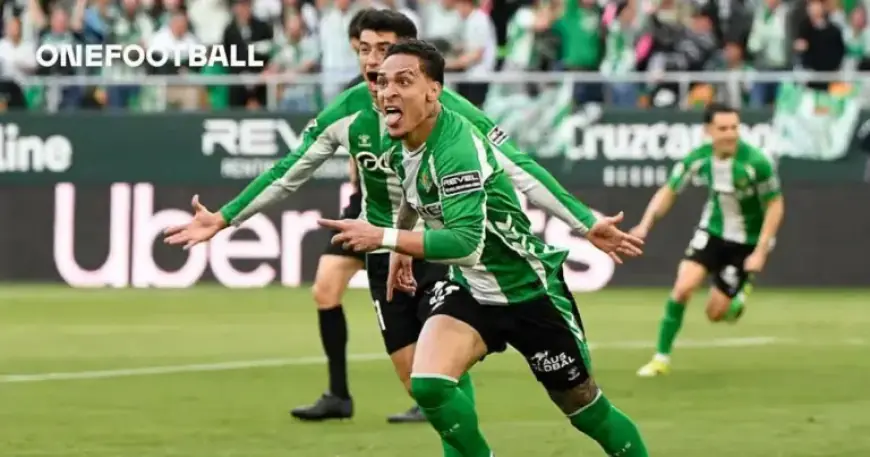 Antony Scores Stunning Bicycle Kick Goal in Classic Match; Watch Video