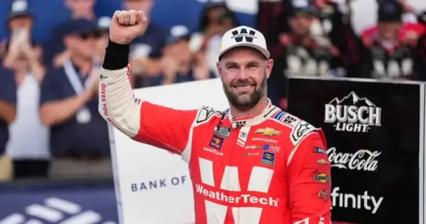 Reddick Leads NASCAR Road Race, Pursues Cup Series History Against SVG