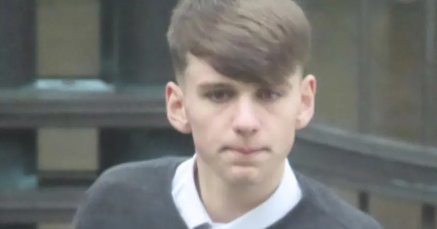 Stv News: Teen who launched missiles at police in Bonfire Night riot jailed