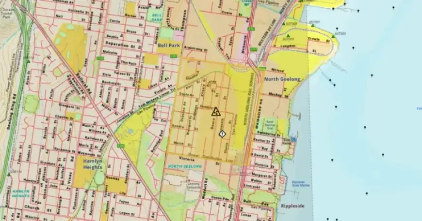 Hazardous Chemical Fire Sparks Warning in North Geelong