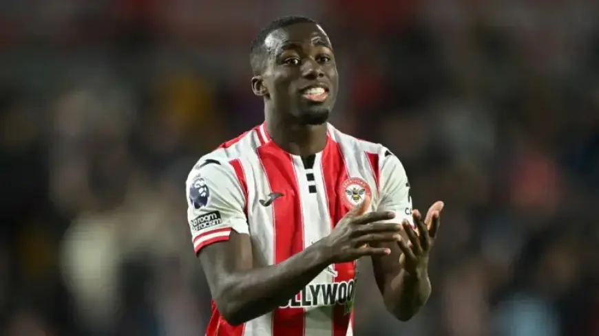 United Compete with Rivals for Brentford Star Michael Kayode