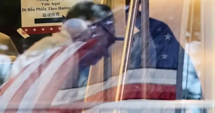 “Texas Midterm Elections: A Pivotal Start Captured in Photos”