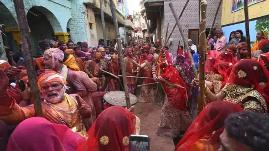 India Celebrates Holi 2026: From Lathmar Holi to Punjab’s Hola Mohalla