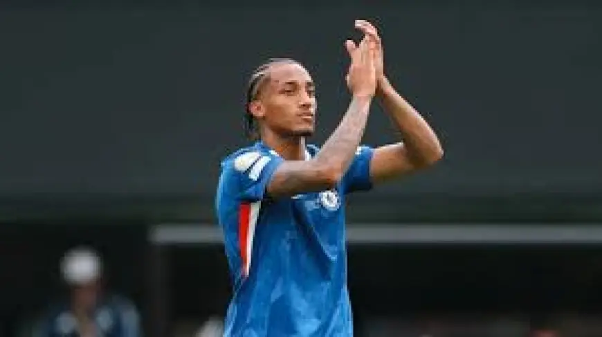 João Pedro starts as Liam Rosenior drops Robert Sanchez ahead of Aston Villa trip