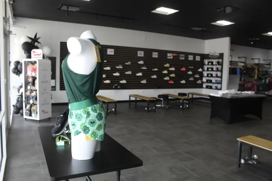 League City runners and shift-workers gain a local hub as Clear Creek Run Co. opens — what it means for daily training and on-the-job feet