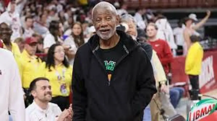 Arkansas to build Nolan Richardson statue outside Bud Walton Arena