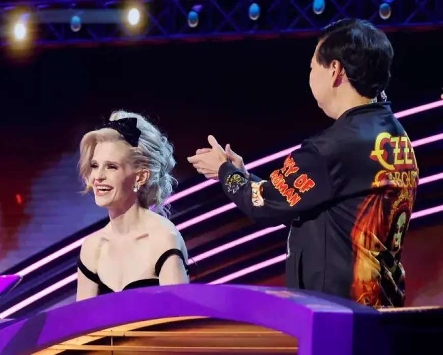 Kelly Osbourne Guest Judges ‘Masked Singer’ as Shocking Unmasking Stuns Panel