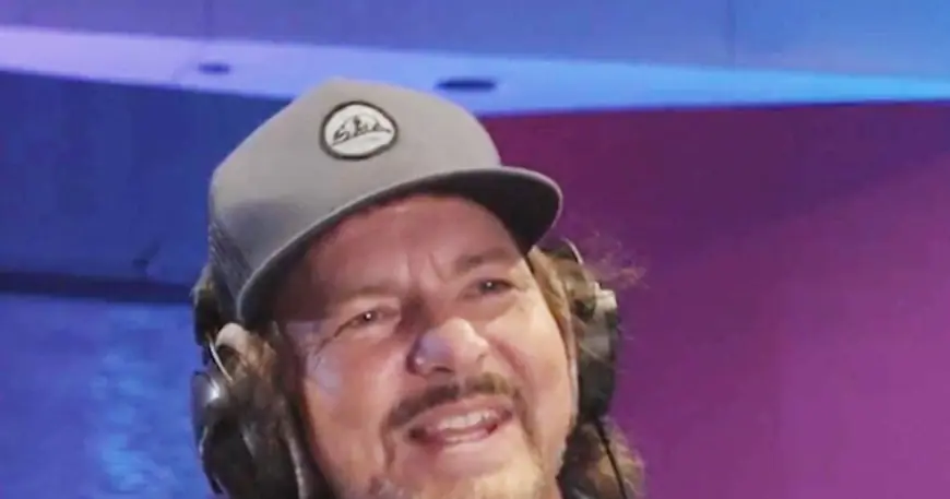 Howard Stern Rewinds Eddie Vedder’s 'Matter of Time' — How a Benefit Concert, Family Ties and a Three‑Prong Documentary Pulled a Rare Disease into View