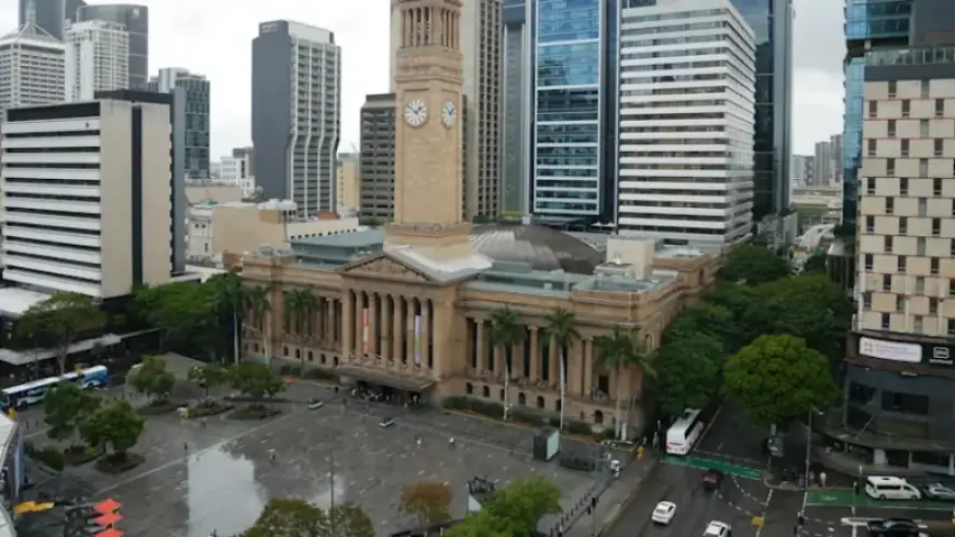 Cyclone Threatens North Queensland; Storms and Rain Sweep Brisbane