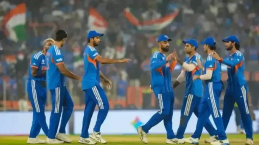 Axar Patel: Essential in Wankhede Semi — 5 Key Insights