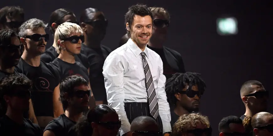 Who Is Carla To Harry Styles — the Friend Behind ‘Carla’s Song’