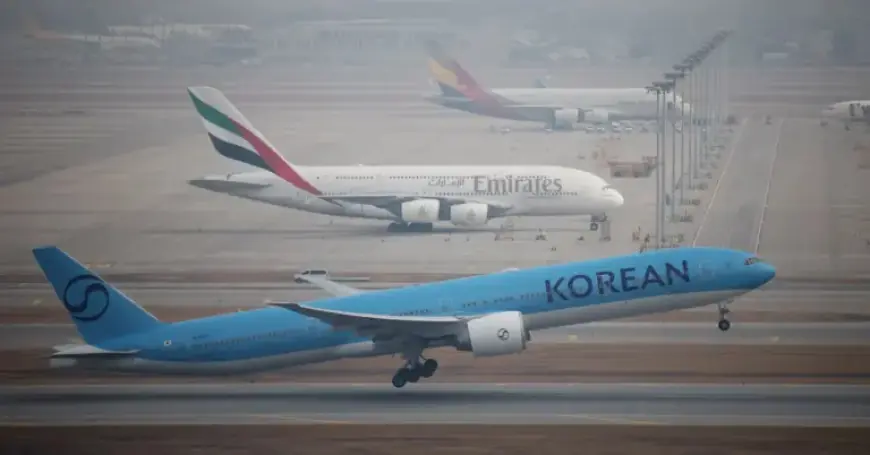 Airline Shares Dip Amid Cautious Resumption of Gulf Flights and Rising Oil Prices