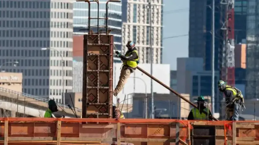 US Economy Sheds 92,000 Jobs in February as Unemployment Hits 4.4%