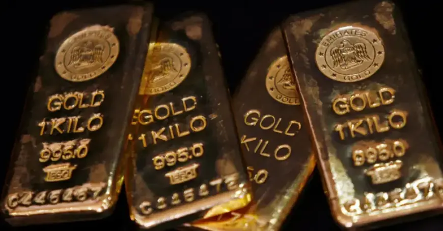 Gold Rises Post-US Payrolls, but Faces First Weekly Decline in Five