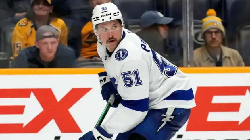 Blackhawks Trade for Derrick Pouliot, Send Aidan Thompson to Rangers