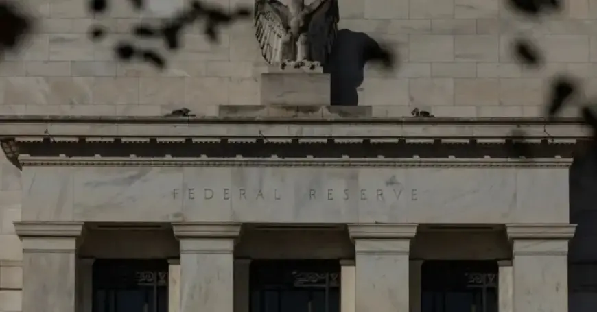 Jobs Data Weakness Highlights Fed’s Struggle Amid Inflation and War Risks