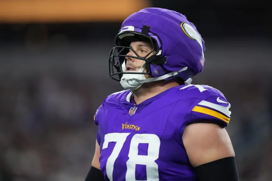 Ryan Kelly’s retirement forces Vikings to replace a long-time center and reshape the 2026 roster