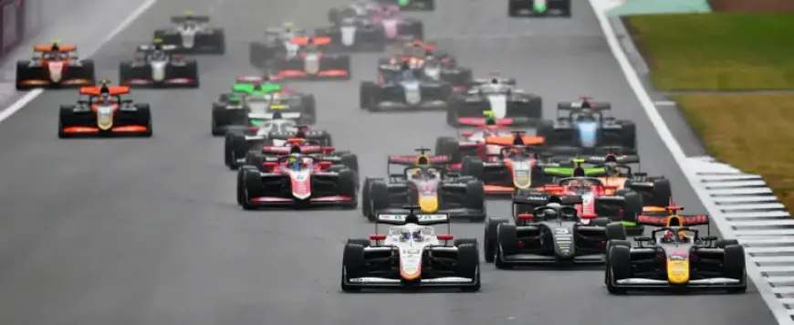 Spotlight on Emerging British Stars in Formula 2 and 3 Racing