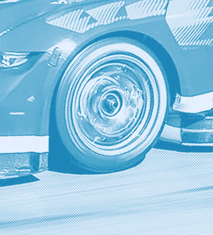 Carlos Sainz Finishes Fifth in Las Vegas as Pit-Entry Stoppage Triggers FP3 Red Flag