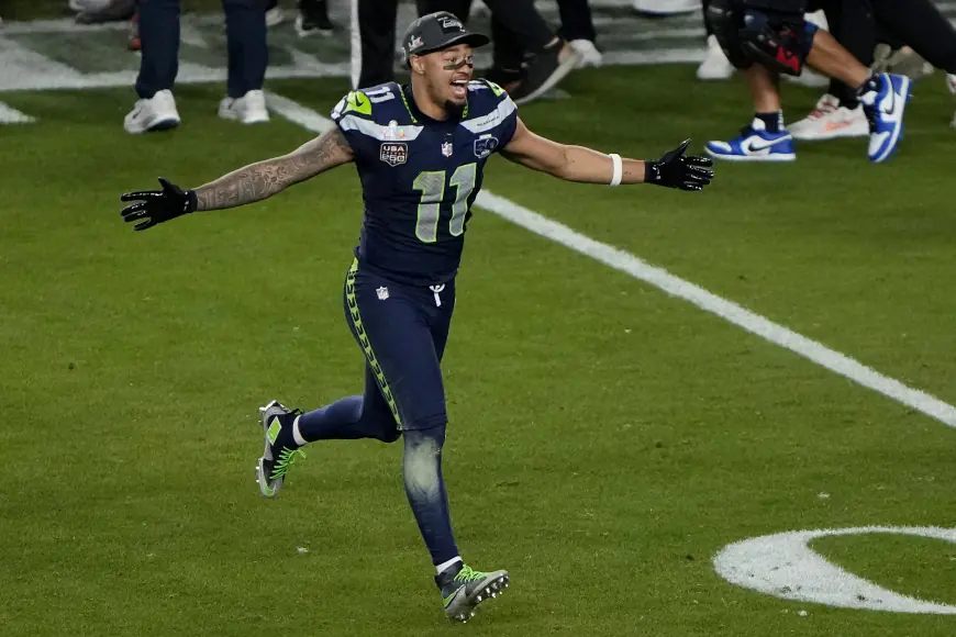 Seahawks cash conundrum and Jsn fifth-year options dilemma