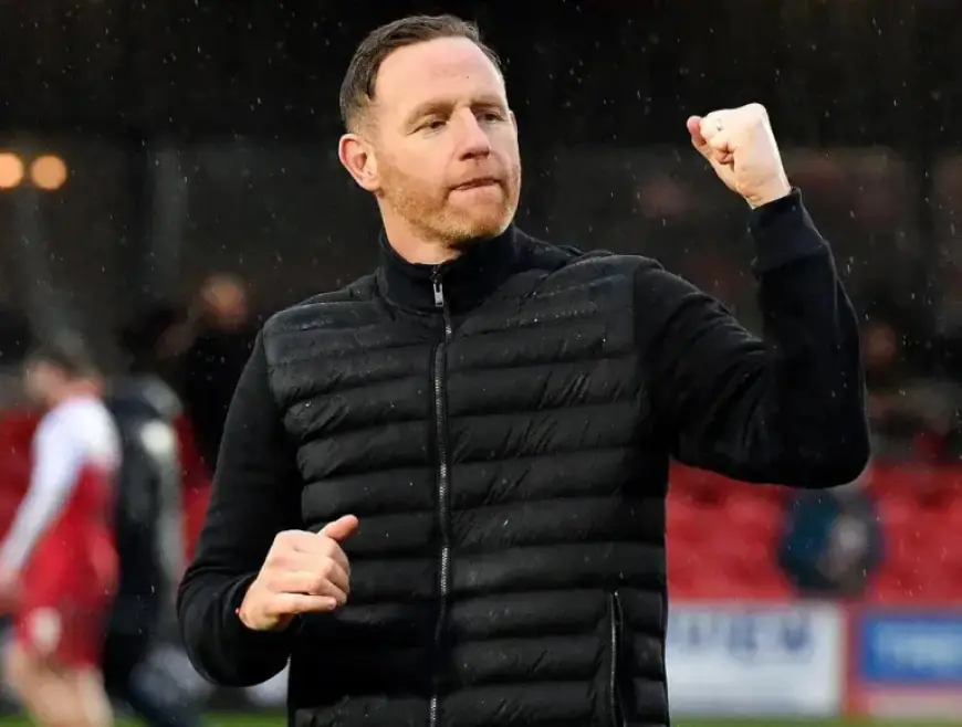 Cowan Unveils Key Adjustments Fueling Shrewsbury Town’s Away Success