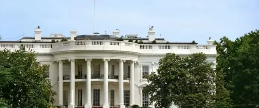 Carter and Reagan’s Effective Strategies for Oil Crisis Management