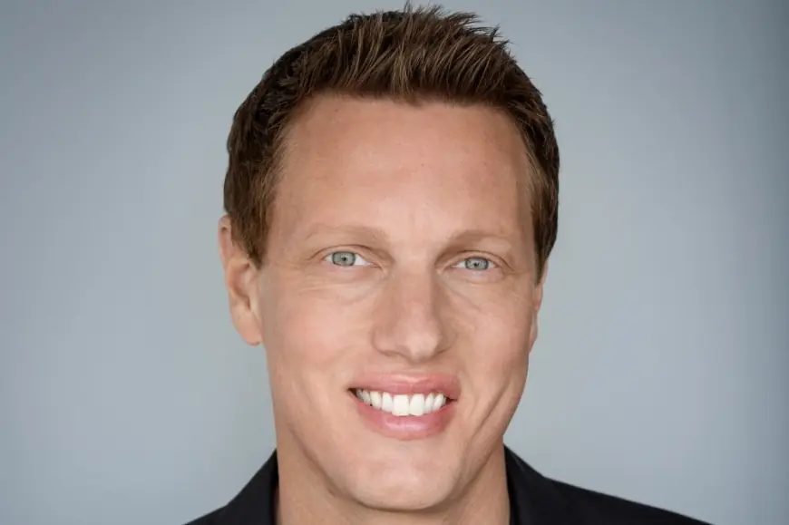 Paramount Deal Sparks Questions Over CNN Independence and Major Studio-Lot Changes