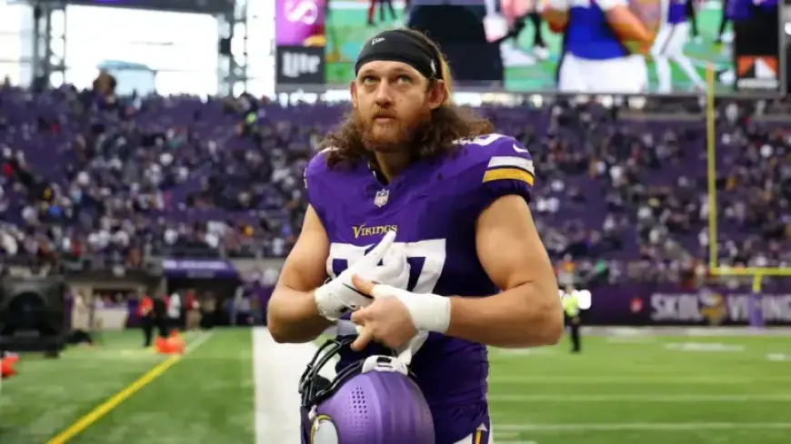 T.J. Hockenson’s Contract Restructure Eliminates Final Year