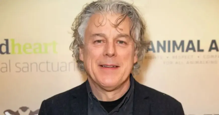 Alan Davies’ marriage spotlighted as he appears on James Martin show