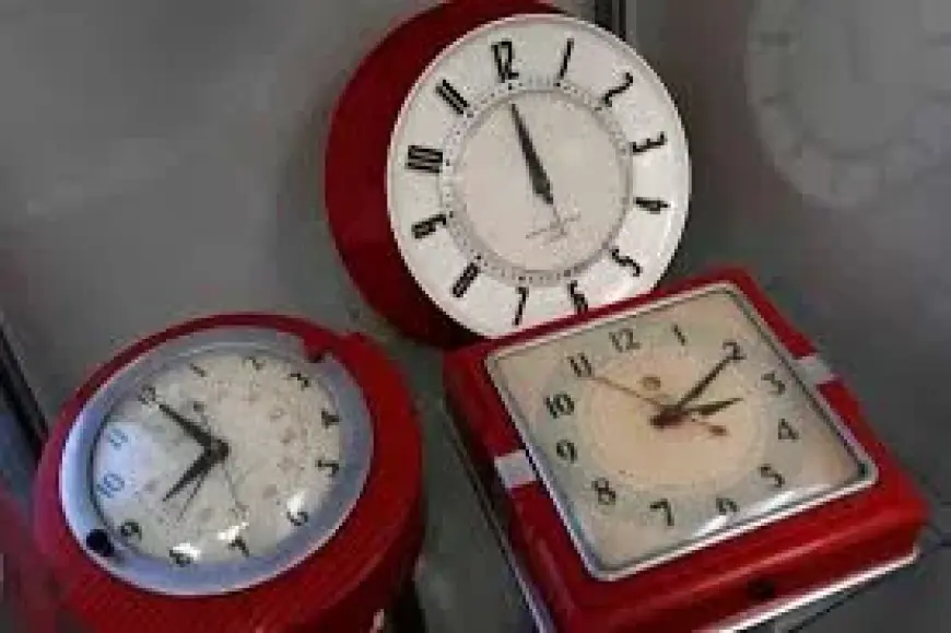 Daylight clock changes face uncertainty as British Columbia moves to permanence