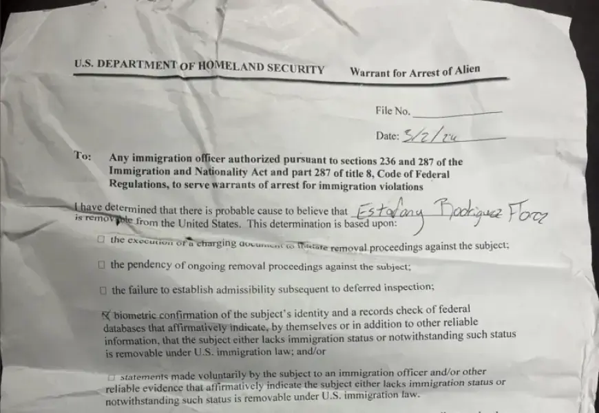 ICE Detention of Journalist Triggers Legal Controversy