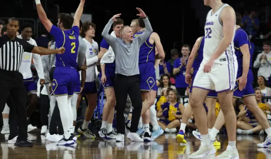 St Thomas Basketball win sends St. Thomas to Summit League semifinals