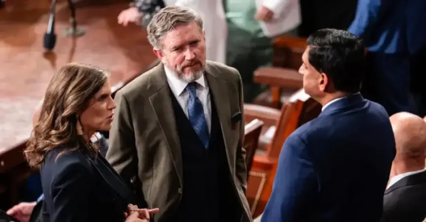 Trump Allies Challenge Massie Over Iran War in Kentucky Clash