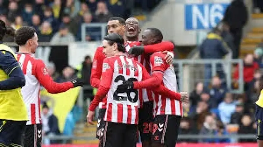 Port Vale Holds Surprise Lead Against Sunderland at 9:30 a.m. ET Kickoff