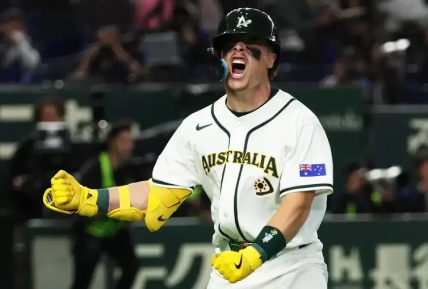 Travis Bazzana Powers Australia With Seventh-Inning Homer in Tokyo Dome