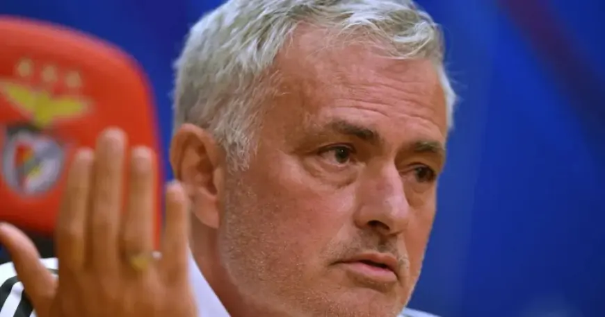 Benfica Vs Porto: Mourinho points to pressure, absences before Luz clash