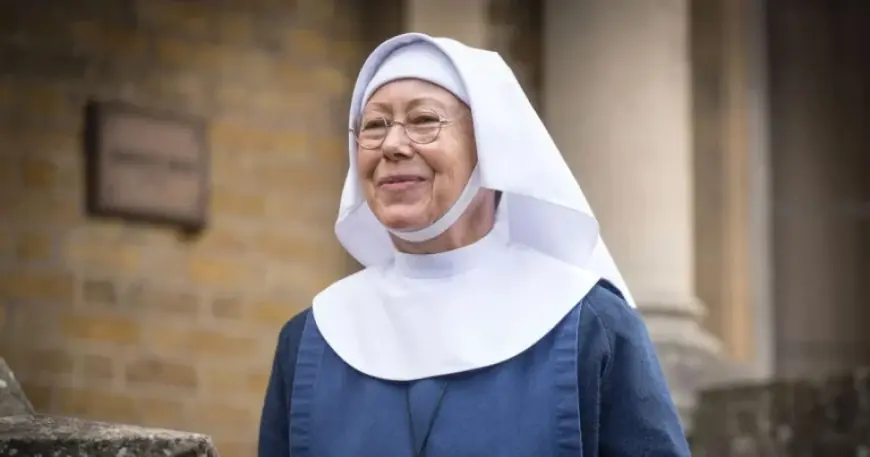 Fans See New Side of Jenny Agutter Ahead of Call the Midwife Hiatus