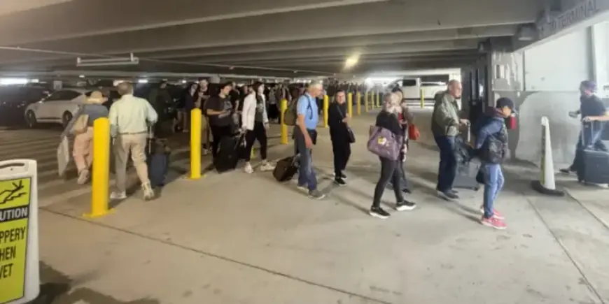 Government Shutdown Causes Long Security Lines at New Orleans Airport Sunday